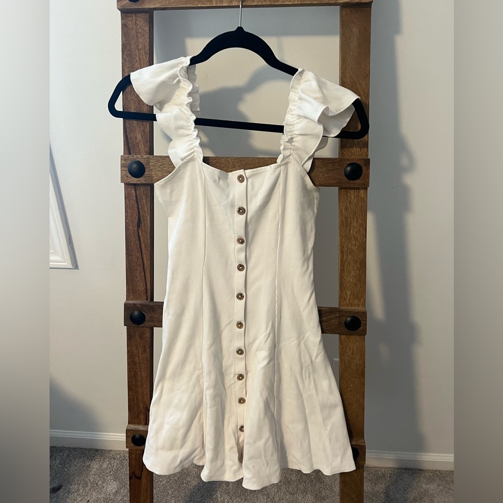 forever 21 white puffed sleeves dress size small!